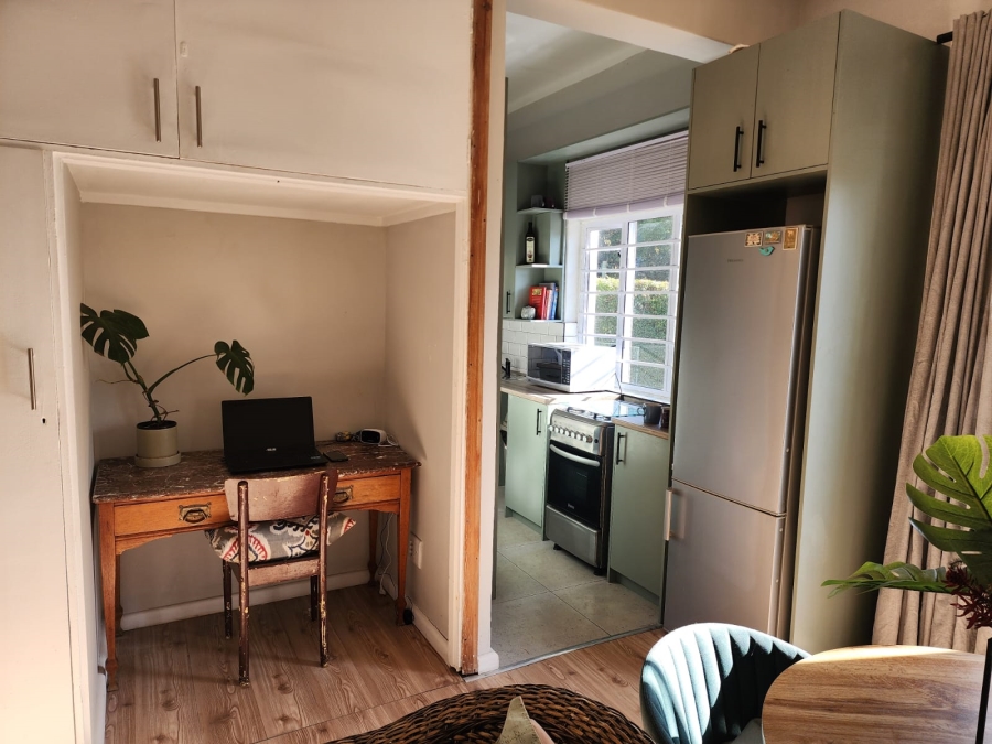 1 Bedroom Property for Sale in Rondebosch Village Western Cape